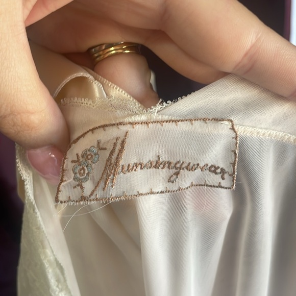 Vintage Munsingwear Sheer Chemise Robe Coquette Romantic Retro Nightgown - Picture 11 of 11